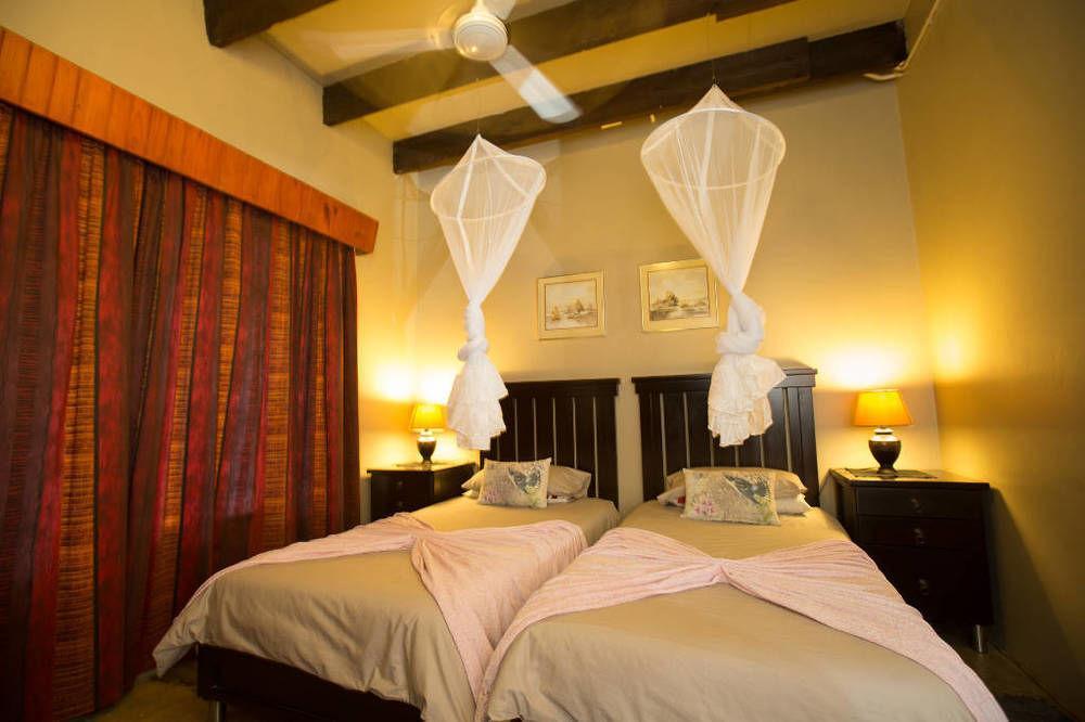 Maninghi Lodge Hoedspruit Exterior photo
